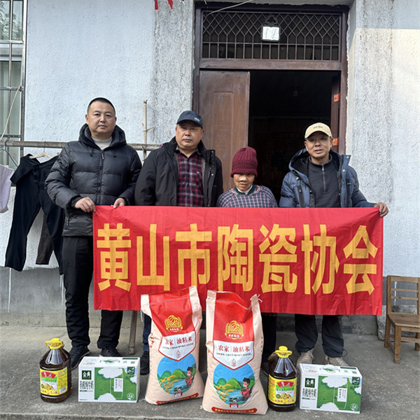 走访孤寡老人